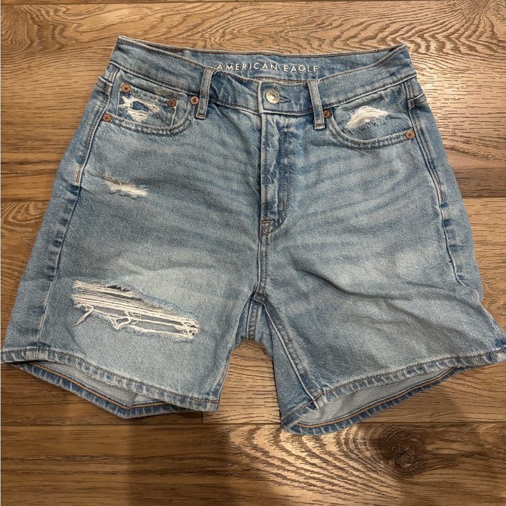 American eagle high waisted distressed light was jorts.